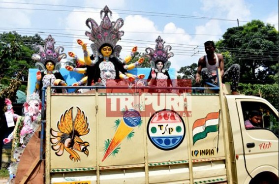 Clubs carrying Durga idols as it's Choturthi